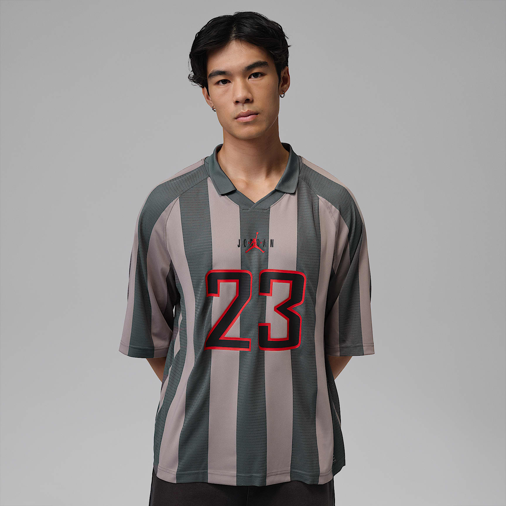 NIKE ナイキ　テックフリース　デストロイヤースタジャン　ブラックローズ Jordan Brooklyn Men's Terrace Top. Nike LU